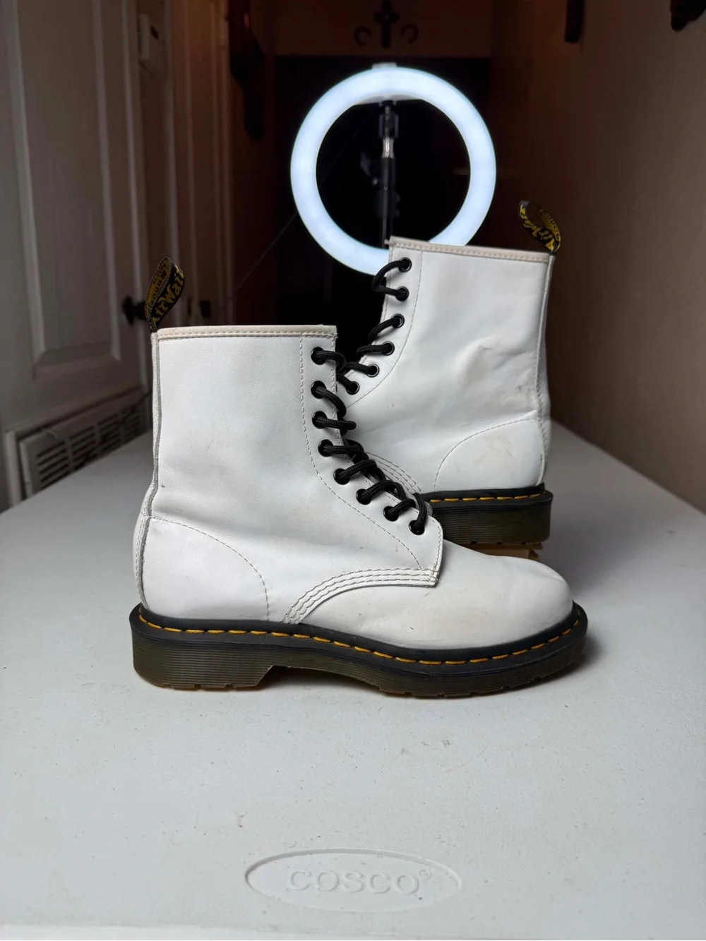 Dr. Martens 1460 Smooth White Leather Lace Up Combat Boots Womens Size 8